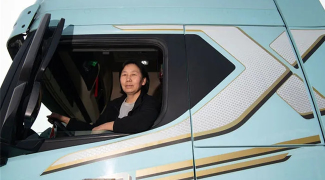 單人單車橫穿中國，“獨(dú)行女俠”太酷了！